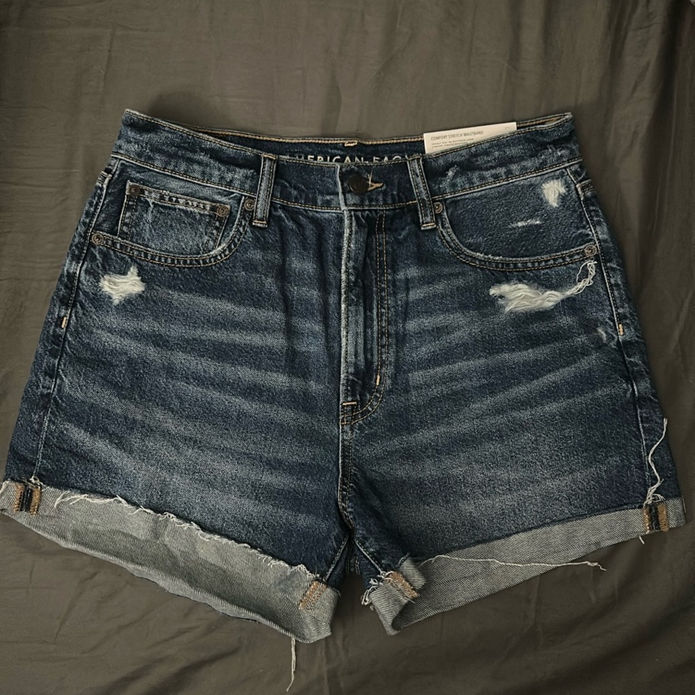 NWT American Eagle Jean shorts size 8 women’s